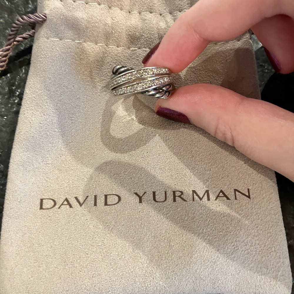 David Yurman Crossover Ring in White Gold and Diamond